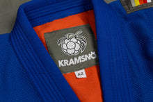 Ladda upp bild till gallerivisning, Kramsnö Kimono blåbär